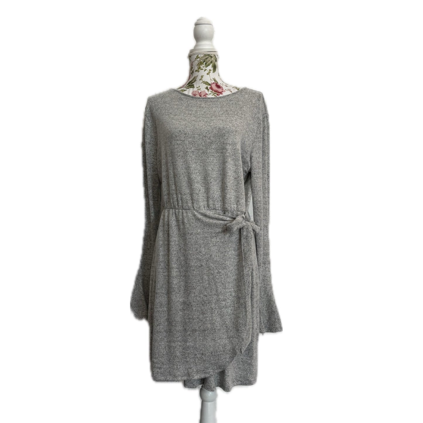 Lucy Long Sleeve Dress
