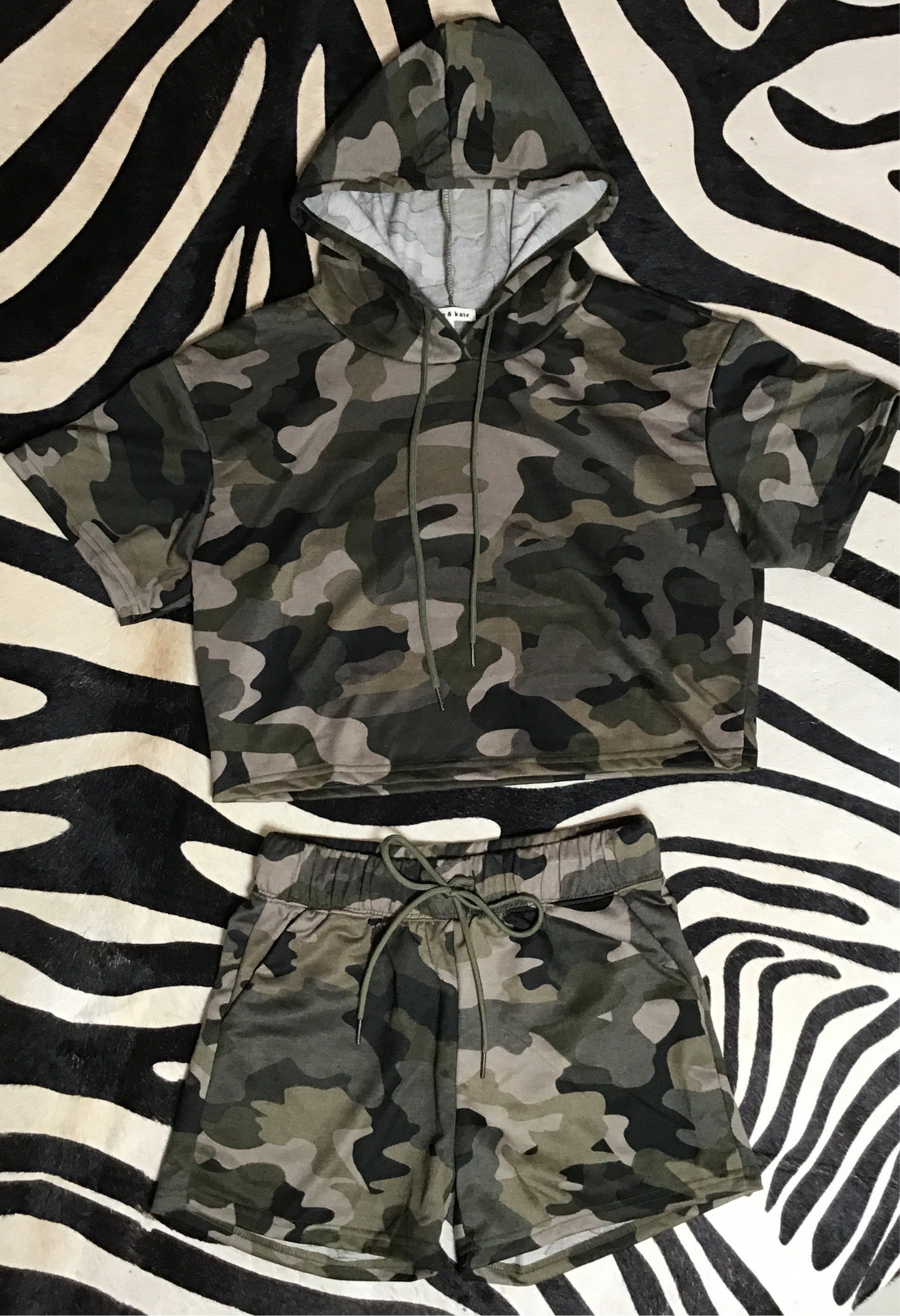 Camo hooded shirt with shorts